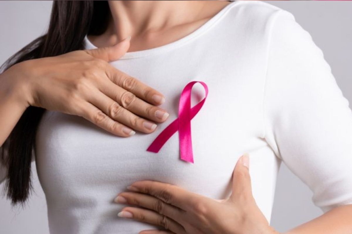 breast_cancer_sign-symptoms-treatment_.jpg
