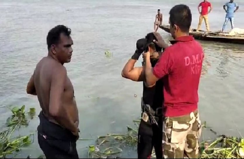 west bengal: गंगा नदी में डूबते युवक को बचाया, पर खुद डूब गया