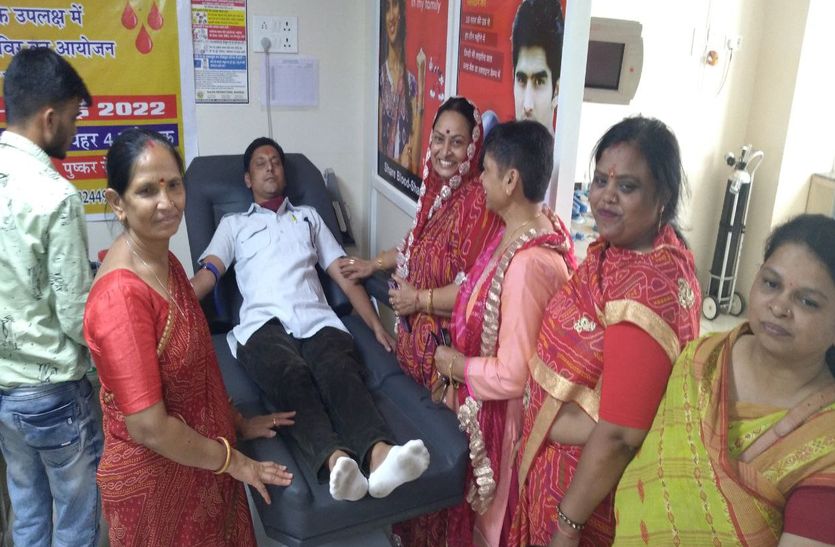 परशुराम जयंती : स्वैच्छिक रक्तदान शिविर में दिखाया उत्साह