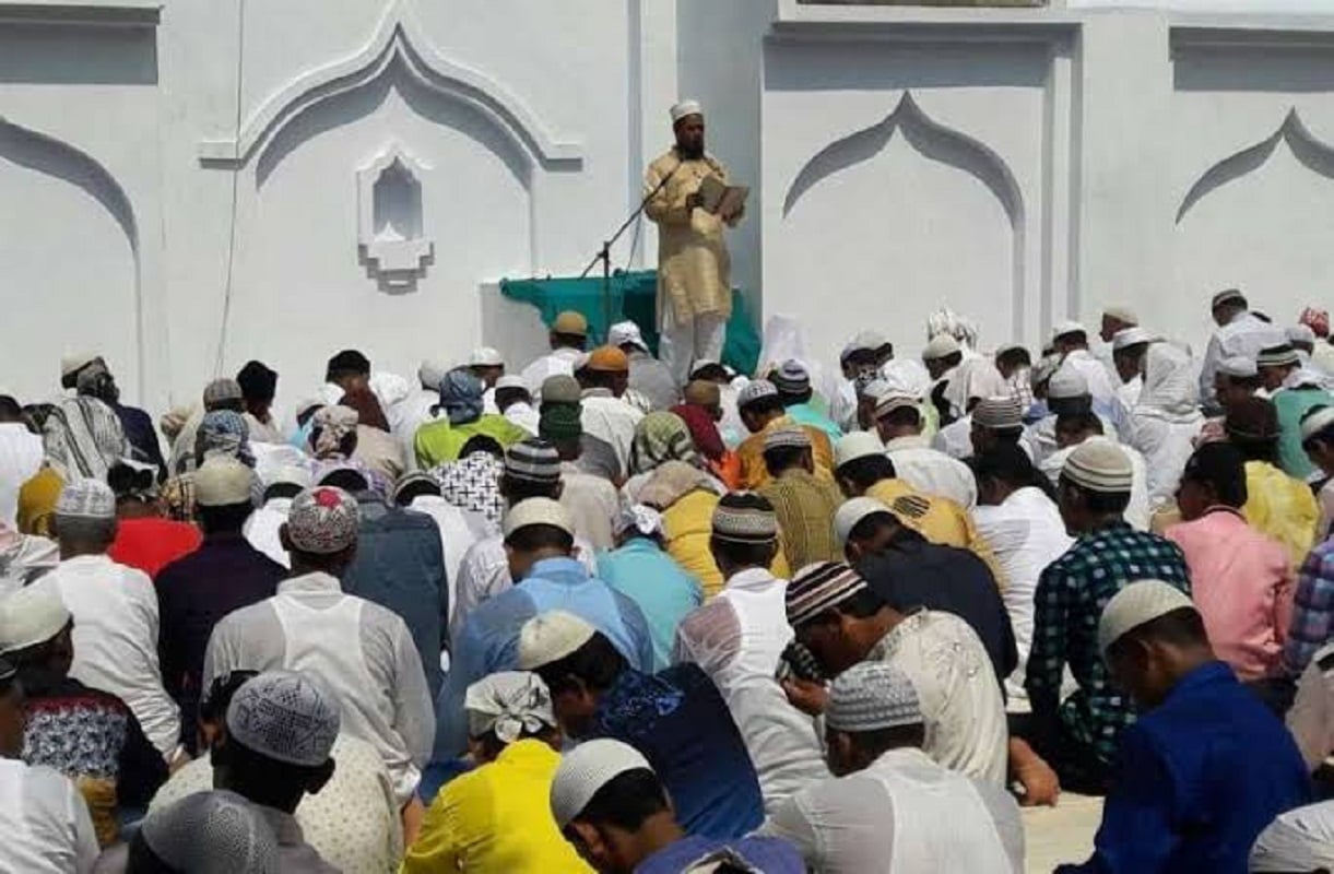 अयोध्या में कड़ी सुरक्षा के बीच 309 स्थानों पर पढ़ी जाएगी ईद का नमाज