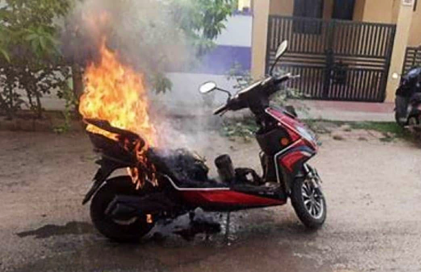okinawa_electric_scooter_fire-amp.jpg