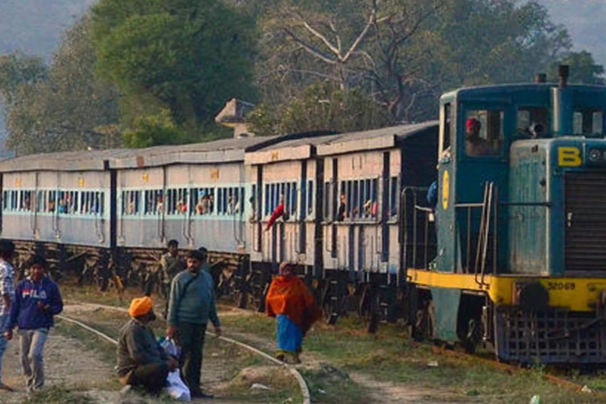 73 सालों से भारत की इस ट्रेन में लोग फ्री में कर रहे है सफर, नहीं लगता रेल टिकट