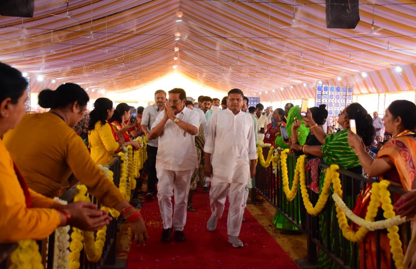 Jamnagar News - प्रदेश भाजपा अध्यक्ष पाटिल संग दिखे नरेश पटेल