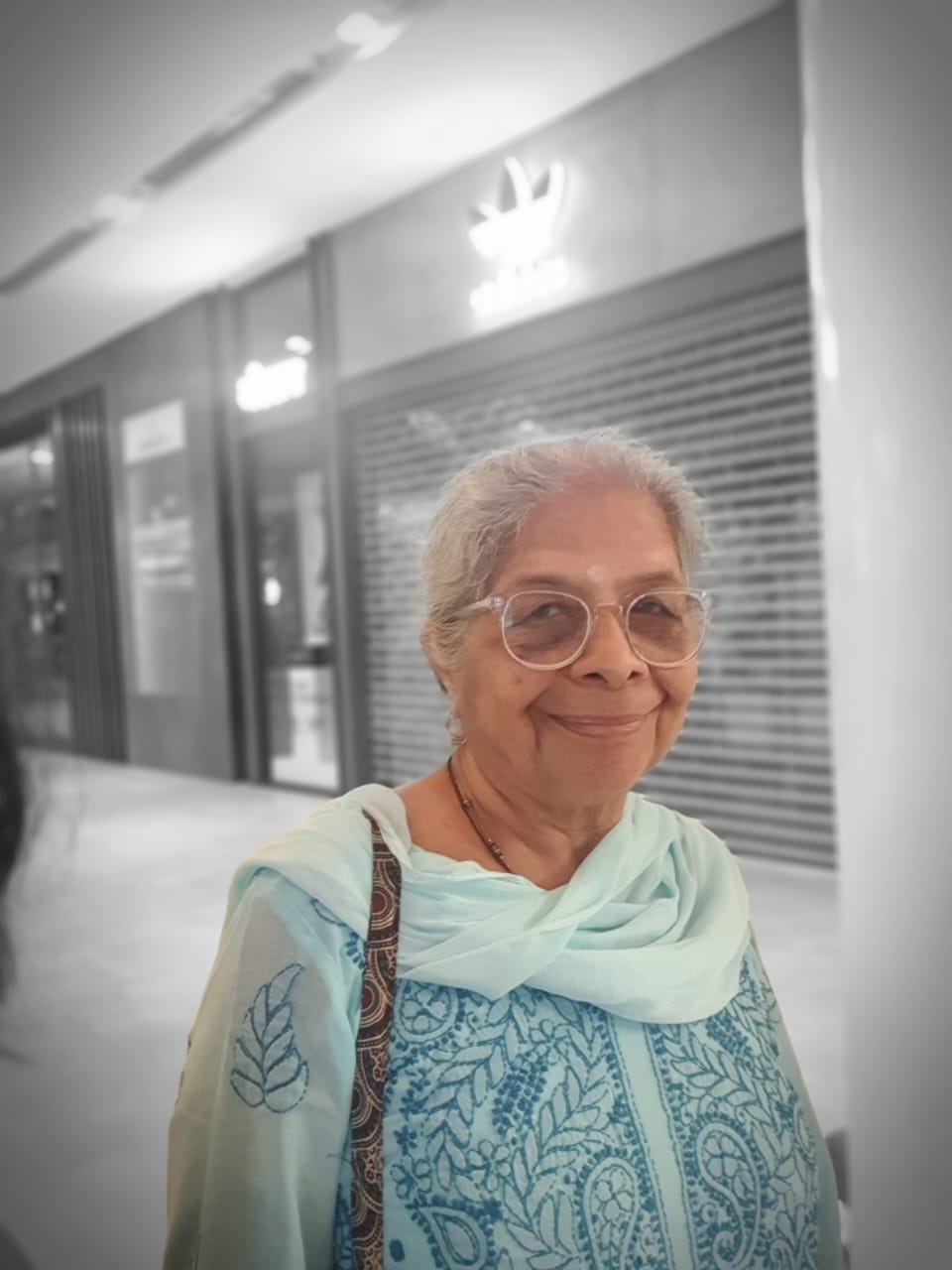 Mother's Day # A mother who stepped out of the house for her daughter'