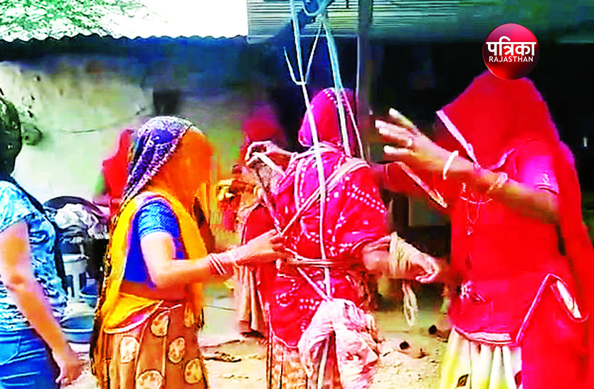 राजस्थान में यहां महिला को बंधक बना की ऐसी हरकत , सोशल मीडिया पर वीडियो हो रहा वायरल