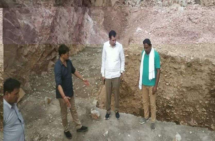 नियमों की अनदेखी : ओवरलोड वाहन, जोखिम भरा सफर
