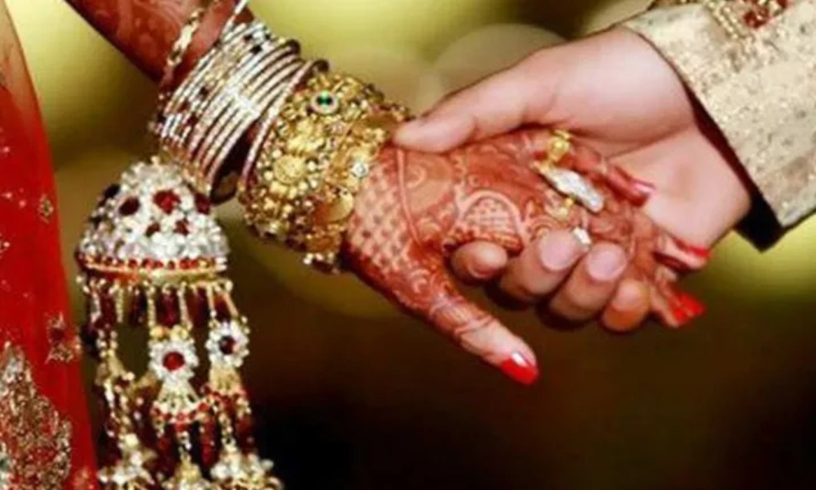 Dowry free Marriage in Baghpat : एमबीबीएस युवती की आनलाइन हुई सगाई,दहेज रहित शादी में होंगे मात्र 11 बराती