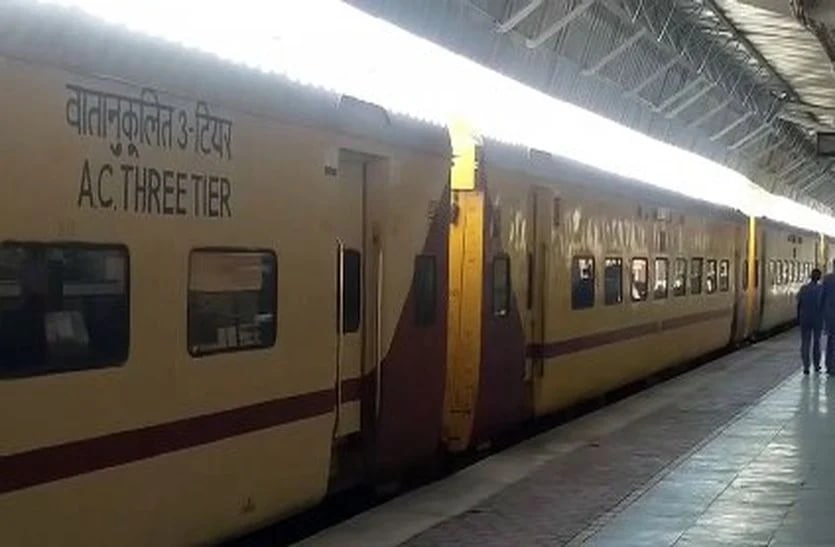 railway...बाड़मेर-ऋषिकेश एक्सप्रेस फुल, ट्रेन में मई महीने में no room