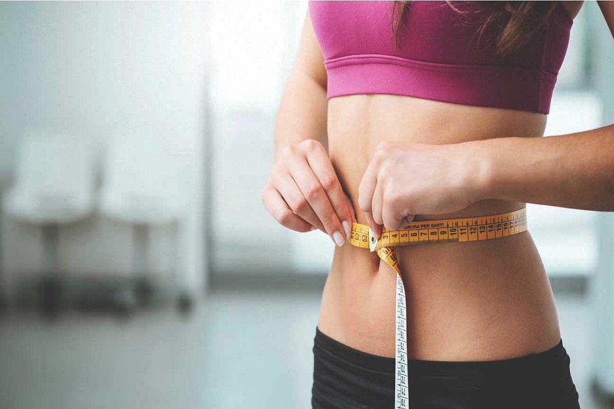 Weight Loss Tips: मोटापे से जूझ रहे हैं तो अपनी लाइफस्टाइल में करिए ये 4 बदलाव, तेजी से कम होगा वजन