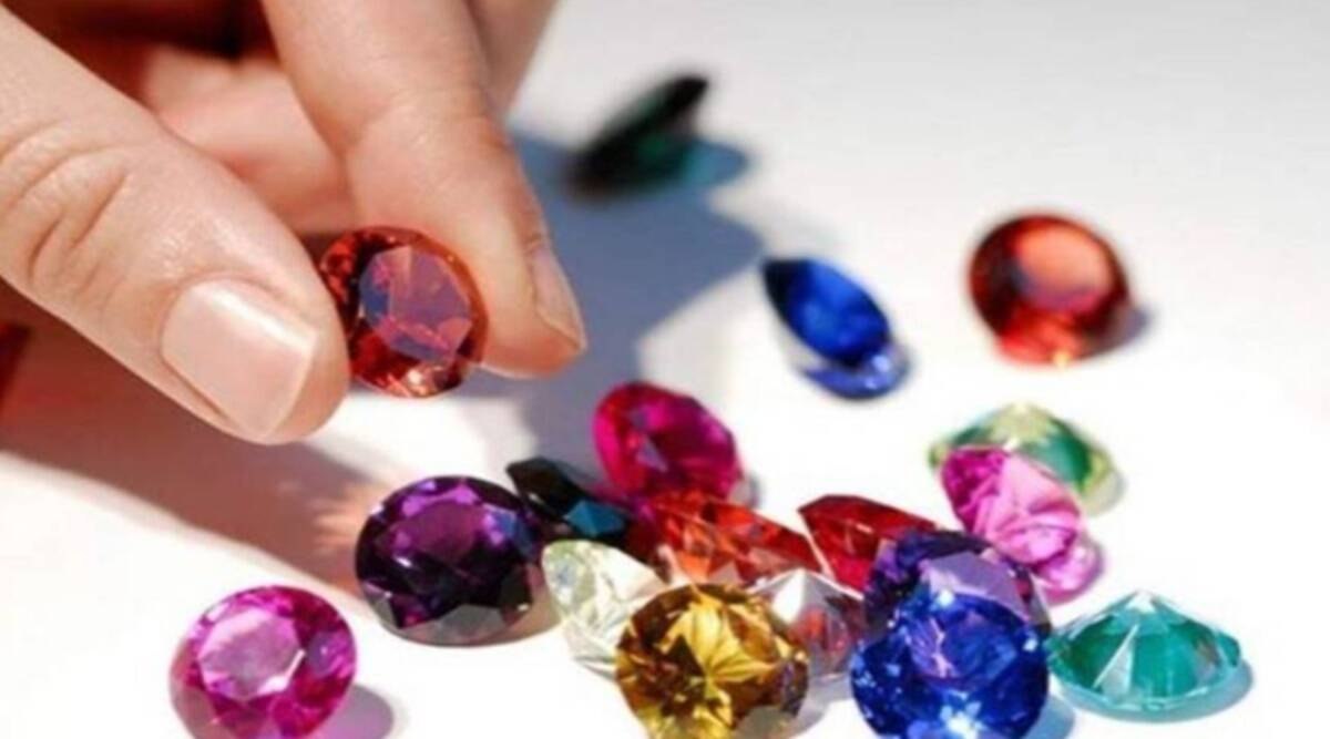 Uttar Pradesh 100 crores Business of Gems form Sri Lanka Now in Crises