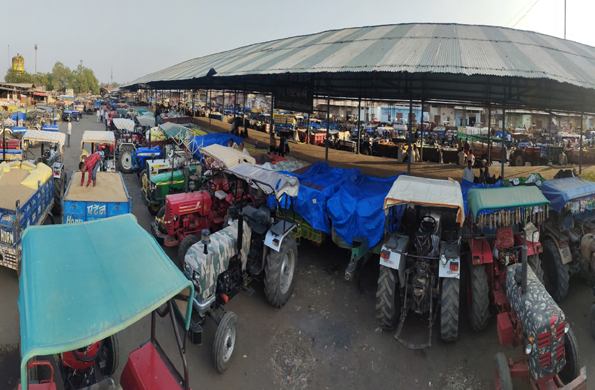 Traders strike strike