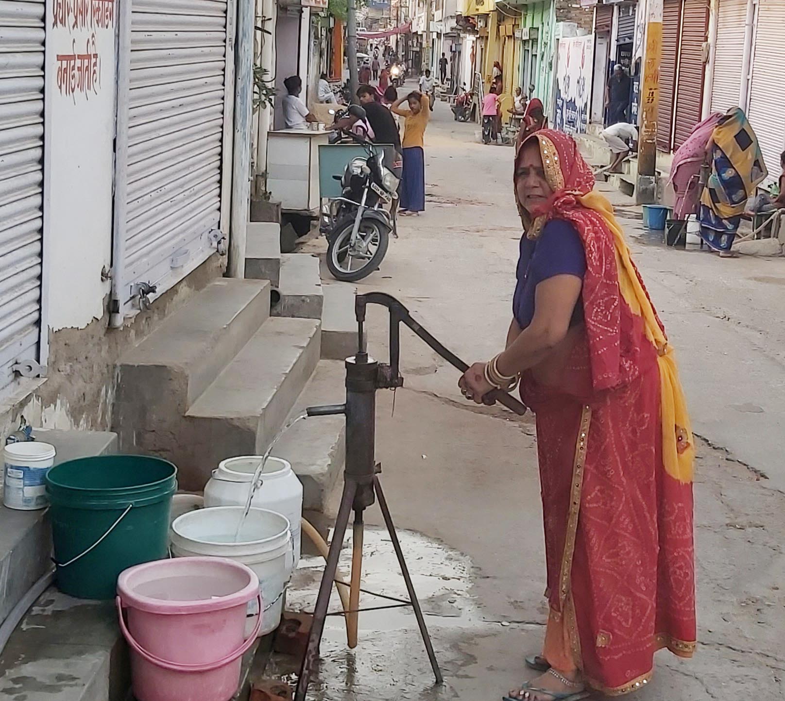 drinking water: पेयजल के लिए प्रमुख सचिव से लगाई गुहार