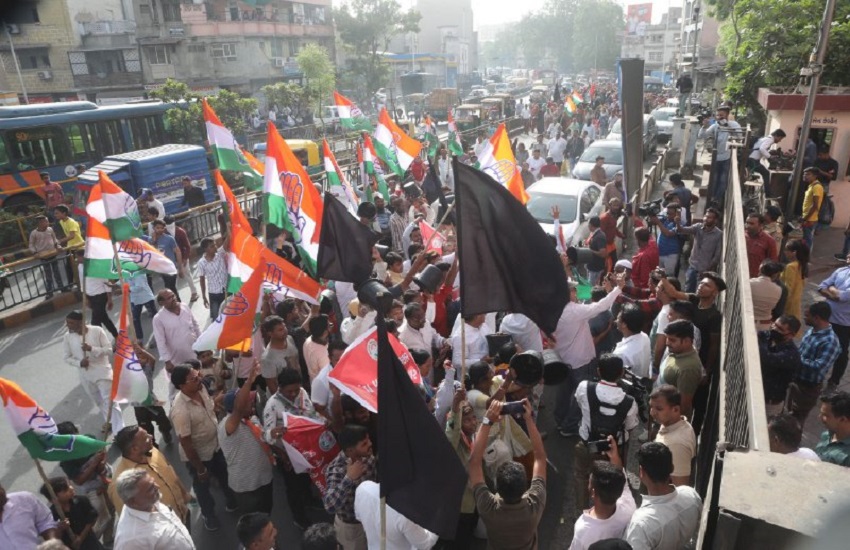 Ahmedabad: पानी की समस्या: कांग्रेस का मनपा कार्यालय पर हल्लाबोल