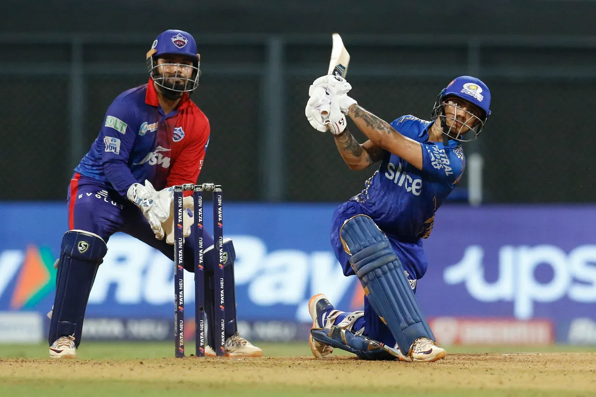 IPL 2022: टिम डेविड की तूफानी पारी, मुंबई ने दिल्ली को 5 विकेट से हराया, RCB प्लेऑफ में