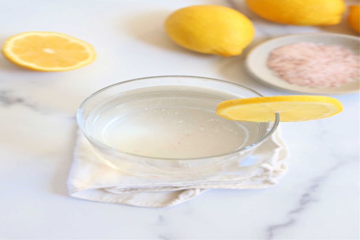 Lemon and Rock Salt: नींबू और सेंधा नमक का रोज करें सेवन, सेहत को मिलेंगे अनेकों फायदे