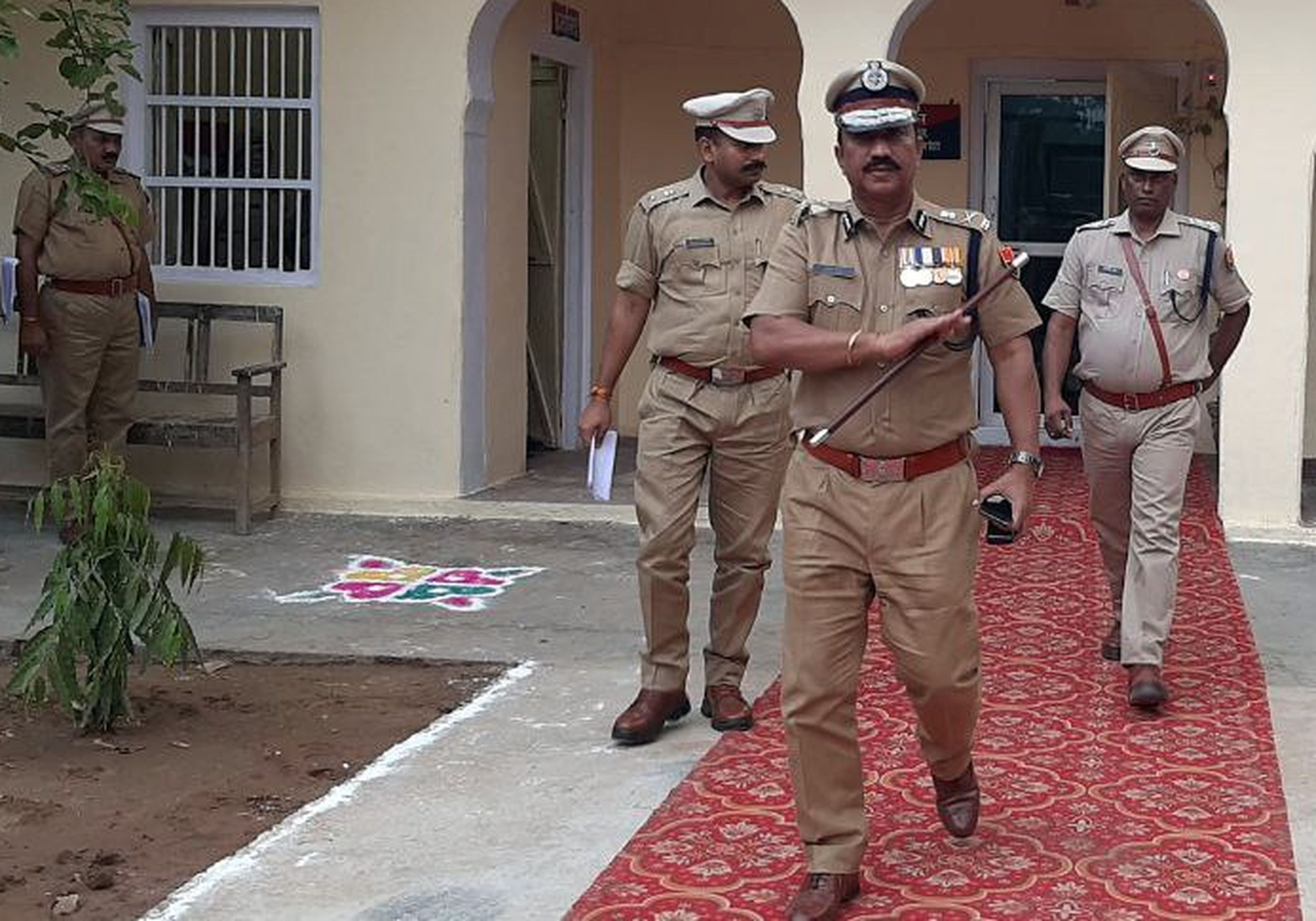 थाने में पहुंचे राजस्थान पुलिस के एडीजी : बोले अपराध नियंत्रण व लंबित प्रकरणों का जल्द हो निस्तारण