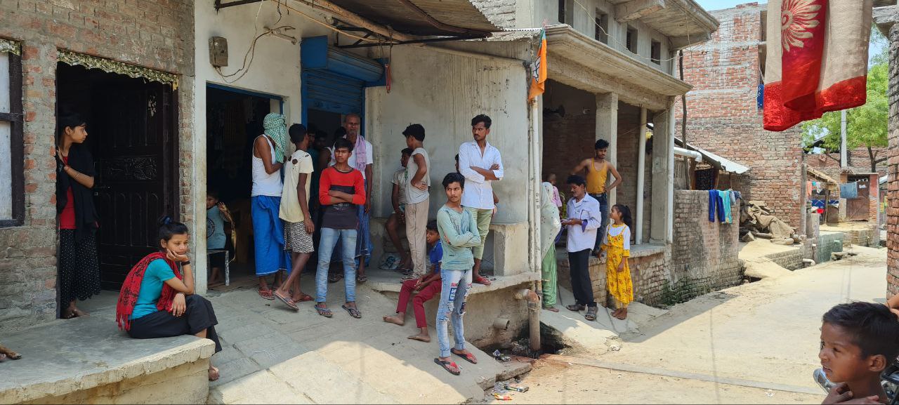 BJP को वोट करने वाले मुस्लिम परिवार के खाना-पानी रोक, बात करने वालों पर 20 हज़ार जुर्माना
