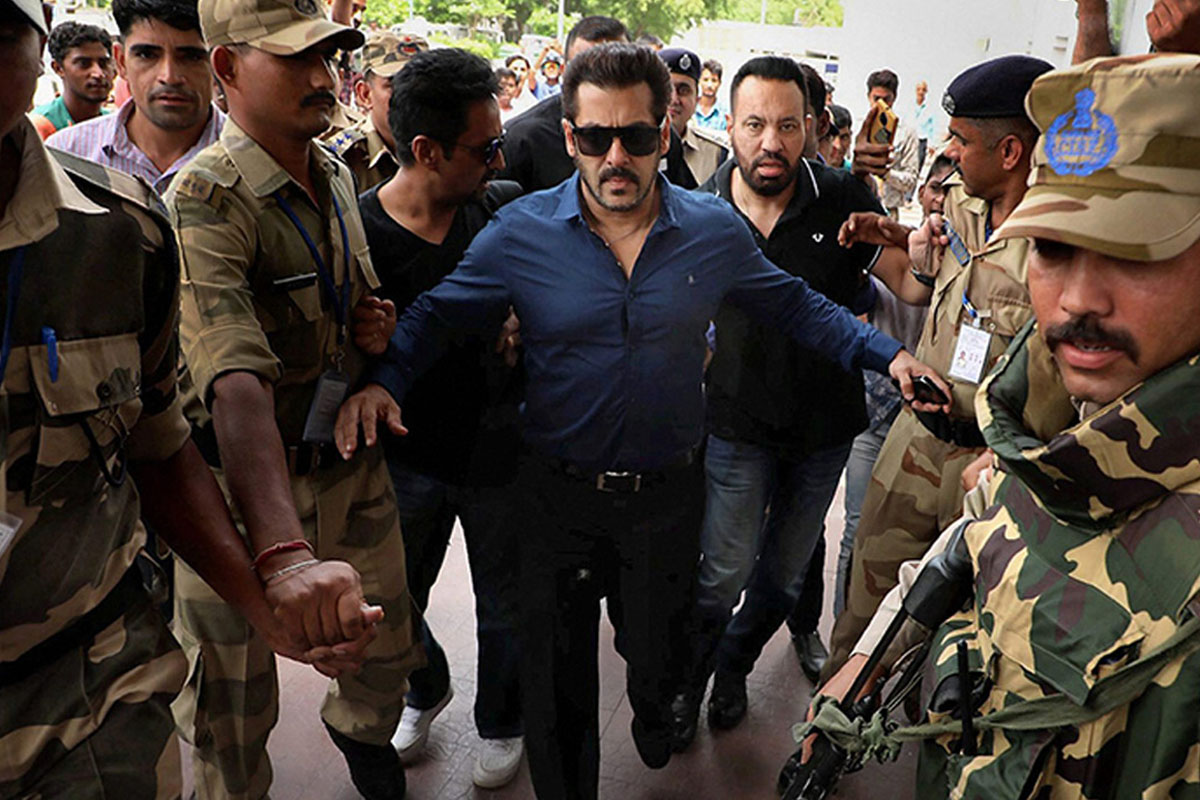 Mumbai Police Increased Security Of Salman Khan | 'मूसेवाला हत्याकांड' के  बाद मुंबई पुलिस ने बढ़ाई Salman Khan की सुरक्षा, गैंगस्टर Lawrence दे चुका  है मारने की धमकी | Patrika News
