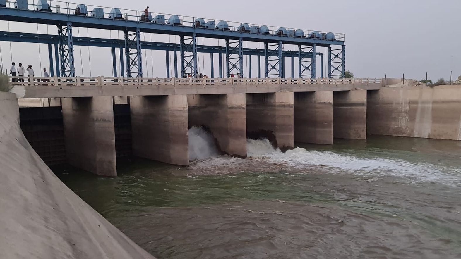 पानी का गणित सुलझे तो हो रेग्यूलेशन लागू