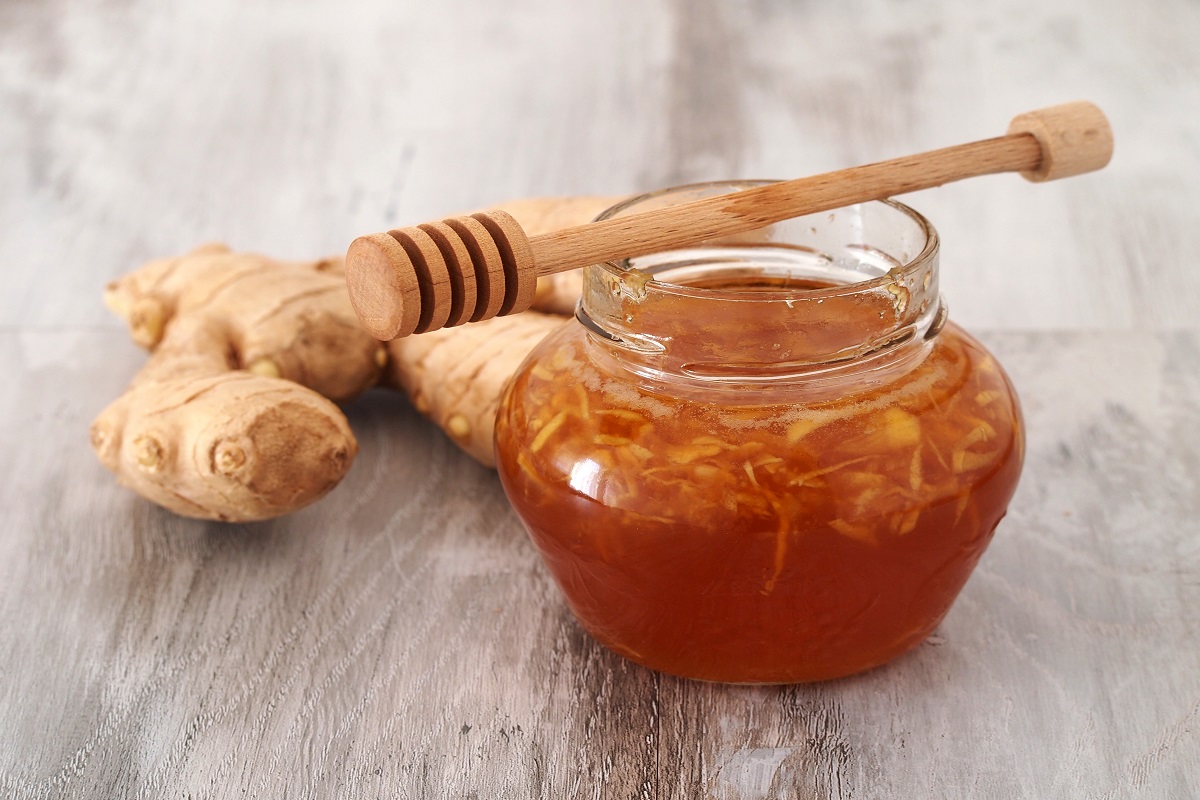 Ginger and Honey Benefits: अदरक और शहद के है कमाल के फायदे, कई बीमारियों के लिए है रामबाण