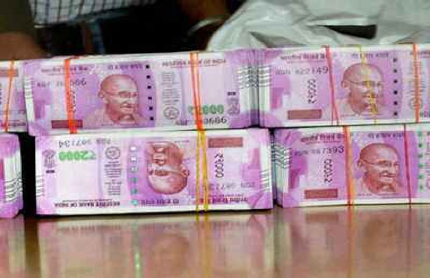 Fake currency in Gujarat : भावनगर में महिला बाजार में ऐसे चला रही थी 2000 रुपए के नकली नोट
