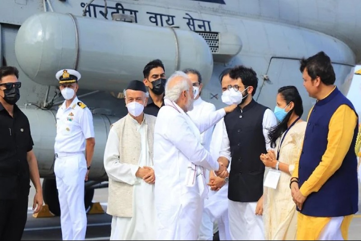 PM’s security asks Aaditya Thackeray to get off father Uddhav’s car