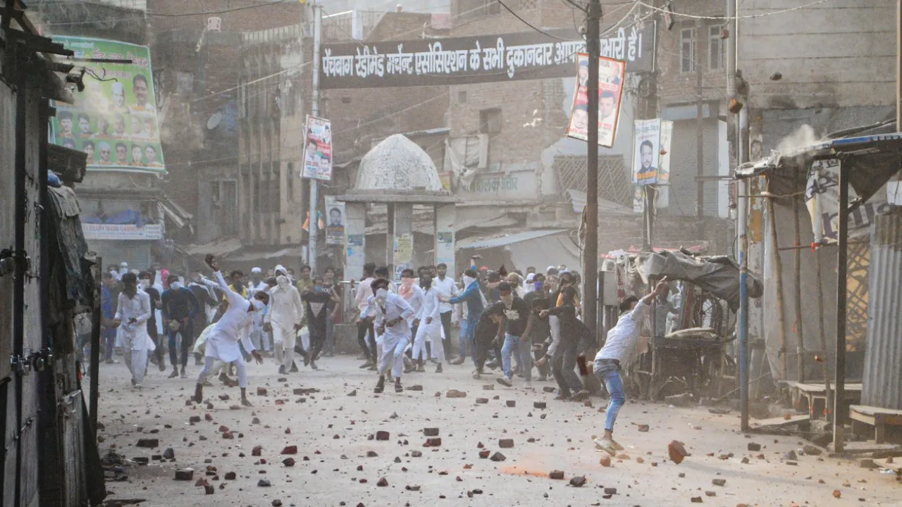 Kanpur Violence Hayat and Javed Call mahapanchayat of Criminals
