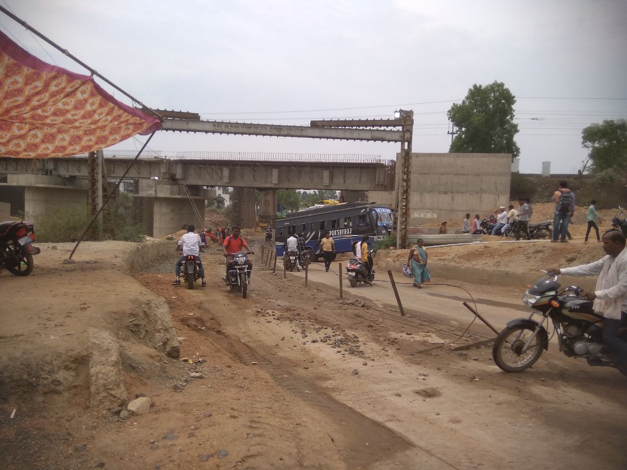 Incomplete construction of this railway underbridge route, if there wa