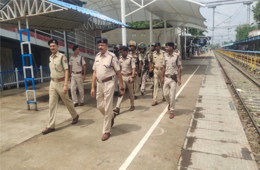 RPF, GRP took out flag march after railway's high alert
