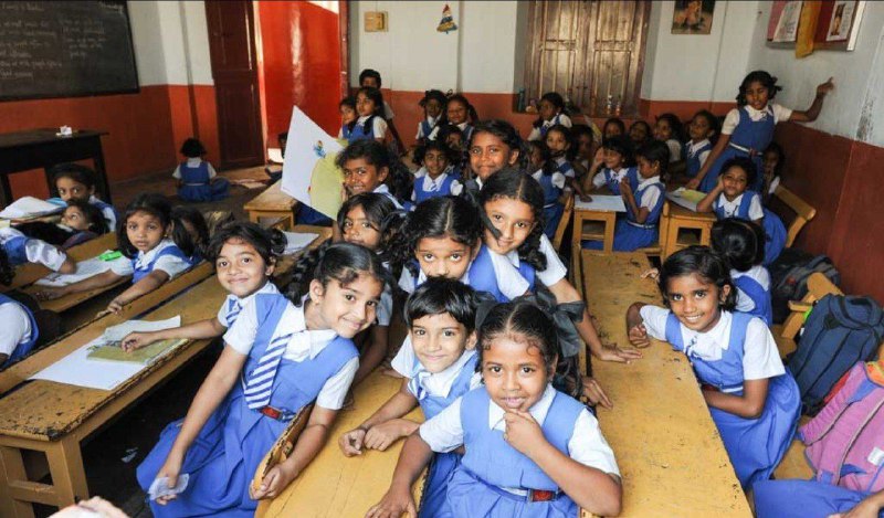 UP Government school open without books and teachers