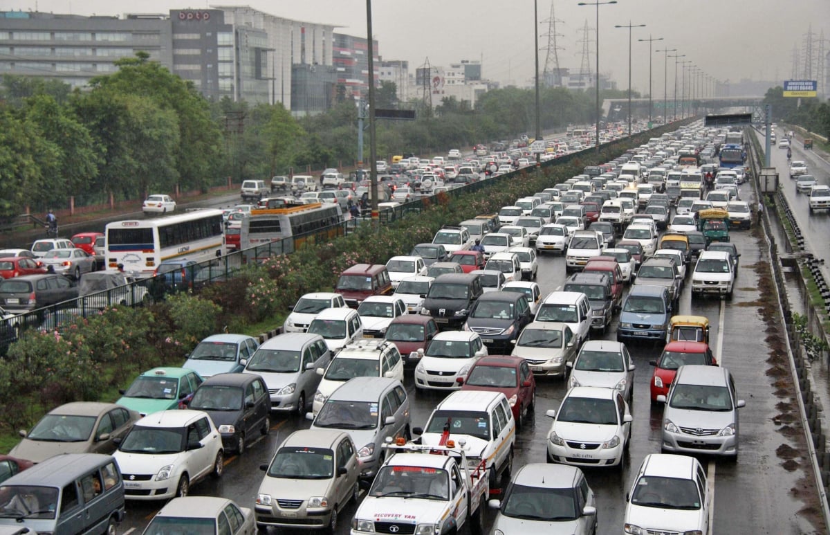 CARS :  3 गुना बढ़ गई कारें, इस शहर में बढ़ रहे कारों के शौकीन