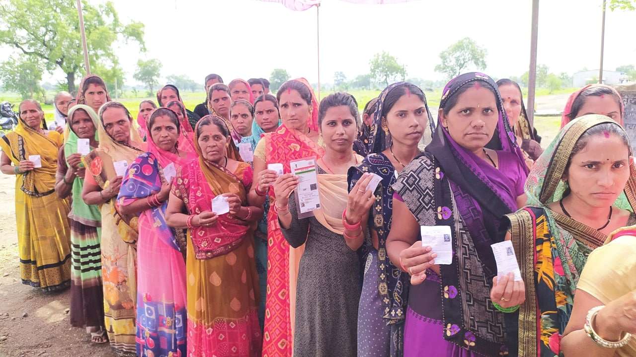 Panchayat elections: 74.72% voting, women cast one and a half percent more votes
