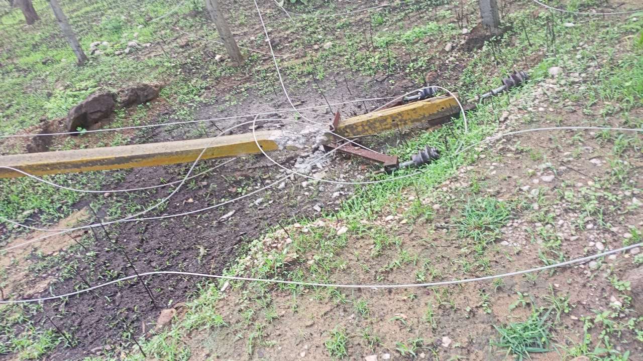 pillars fell somewhere, broken wires