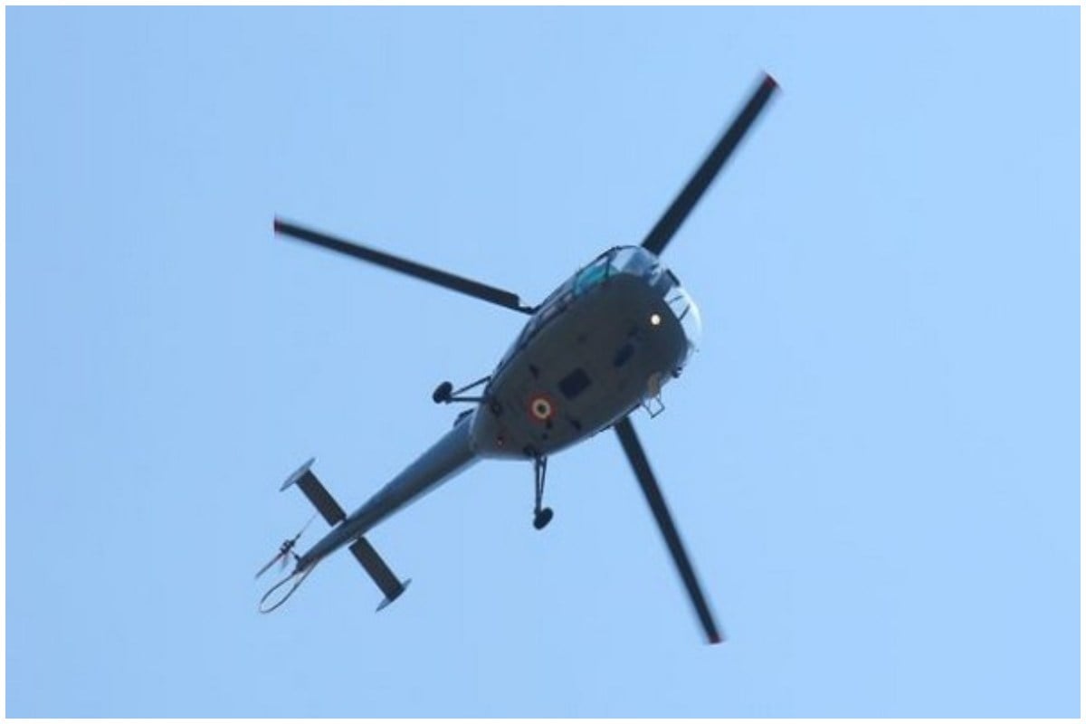Mumbai: अरब सागर में ONGC के हेलिकॉप्टर की कराई गई इमरजेंसी लैंडिंग, सभी लोग सुरक्षित