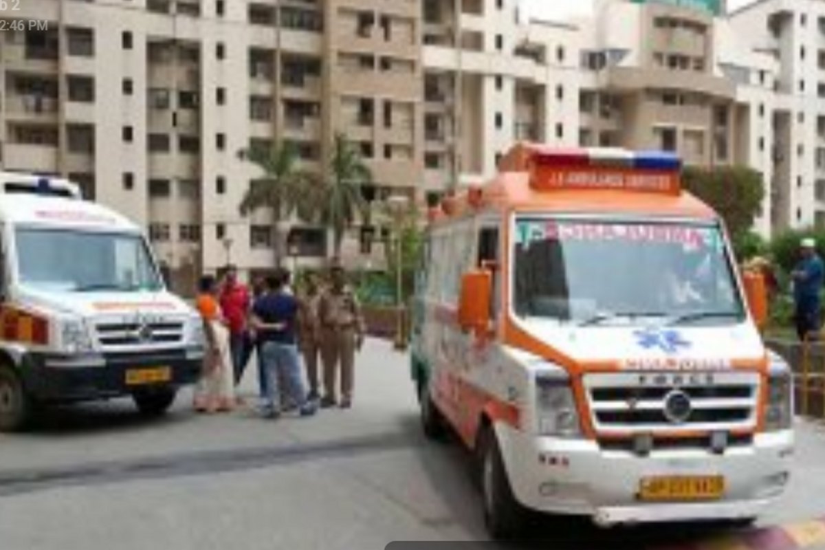 Ghaziabad : हाईराइज सोसायटी की 13वीं मंजिल से महिला ने कूदकर दी जान, बेटी के घर आई थी मिलने