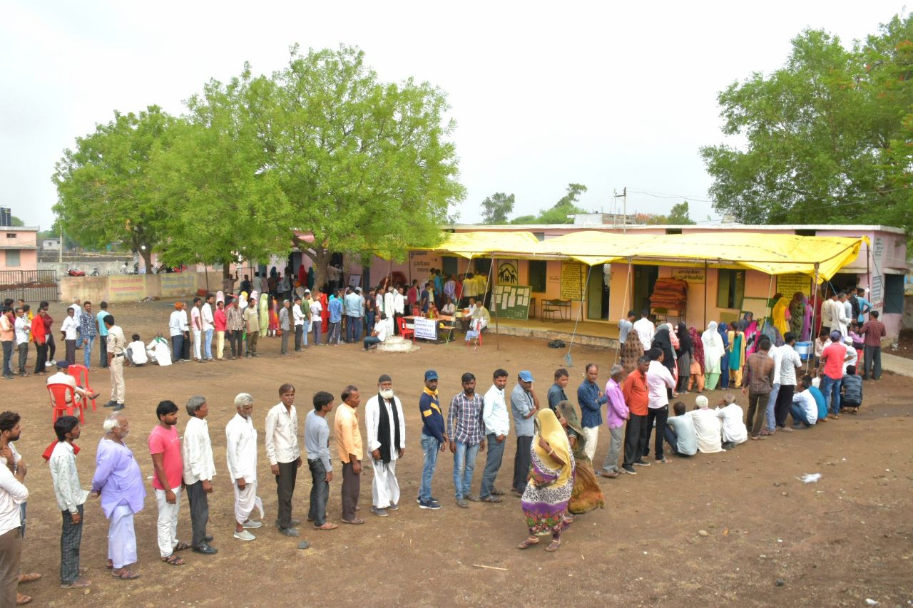 जिले में दूसरे चरण में भानपुरा में 84.51 तो सीतामऊ में हुआ 88.86 प्रतिशत मतदान