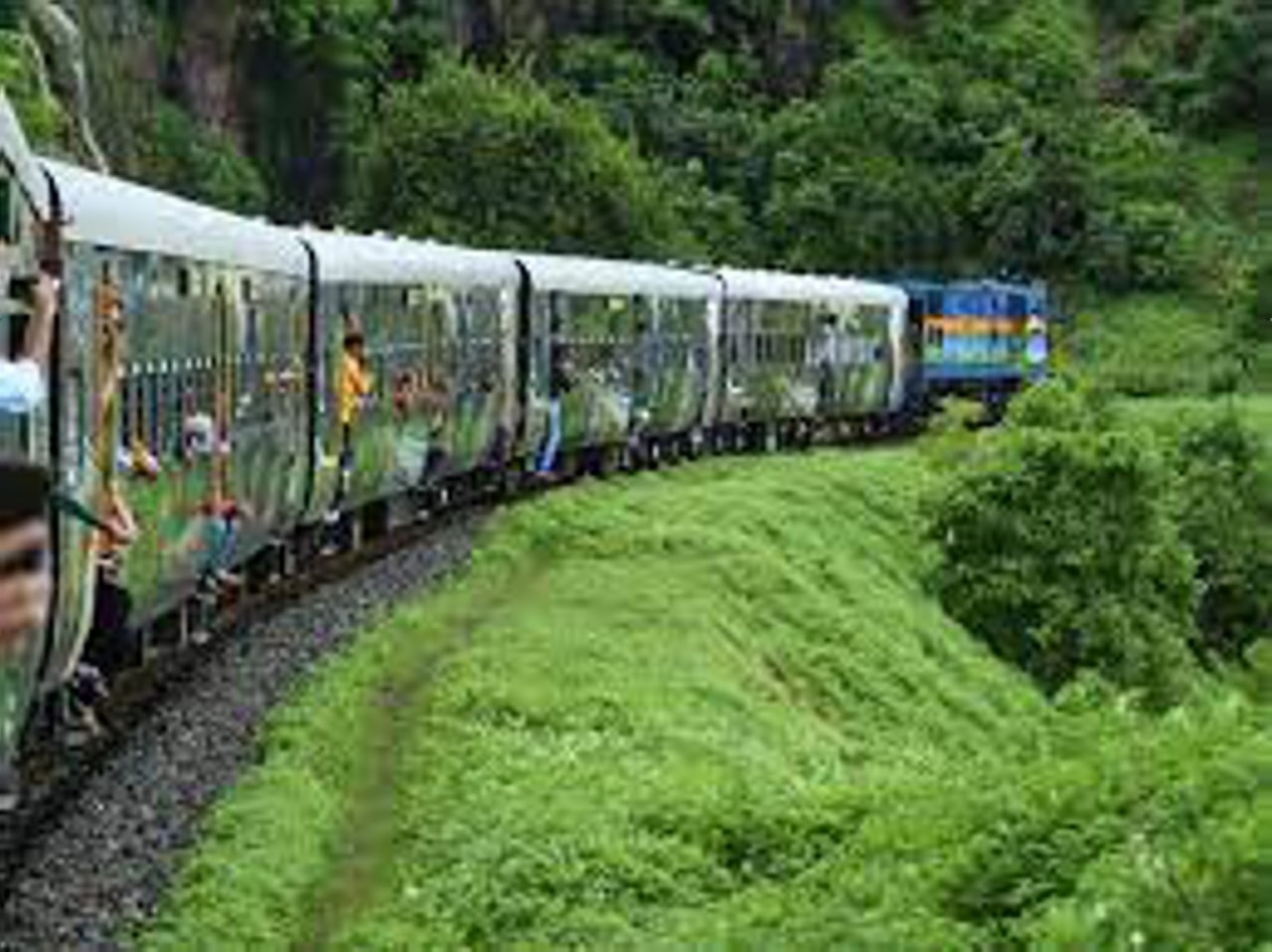 हेरिटेज ट्रेन : अब पर्यटक लेंगे कालाकुंड - पातालपानी की हसीनवादियों का आनंद