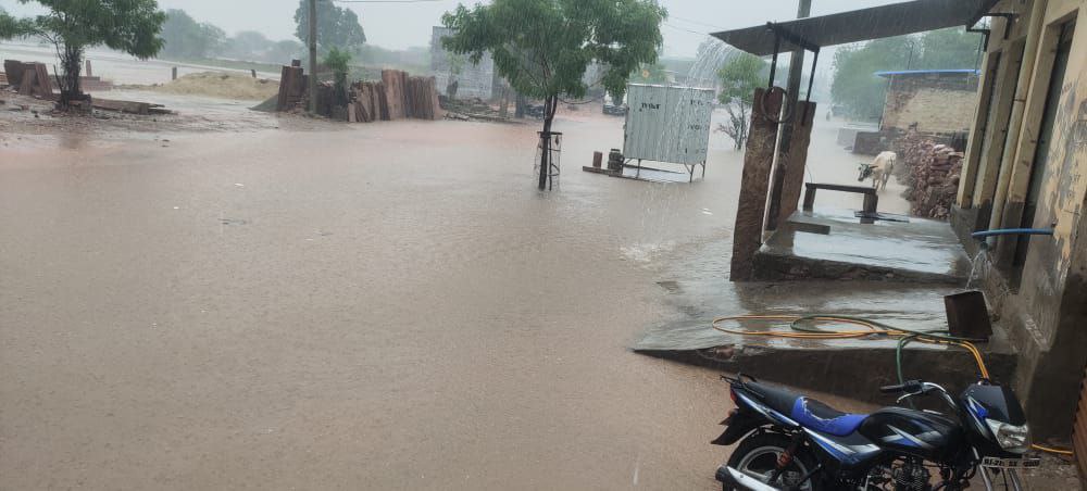 Video : नागौर जिले में मानसून मेहरबान, तीसरे दिन भी हो रही बारिश