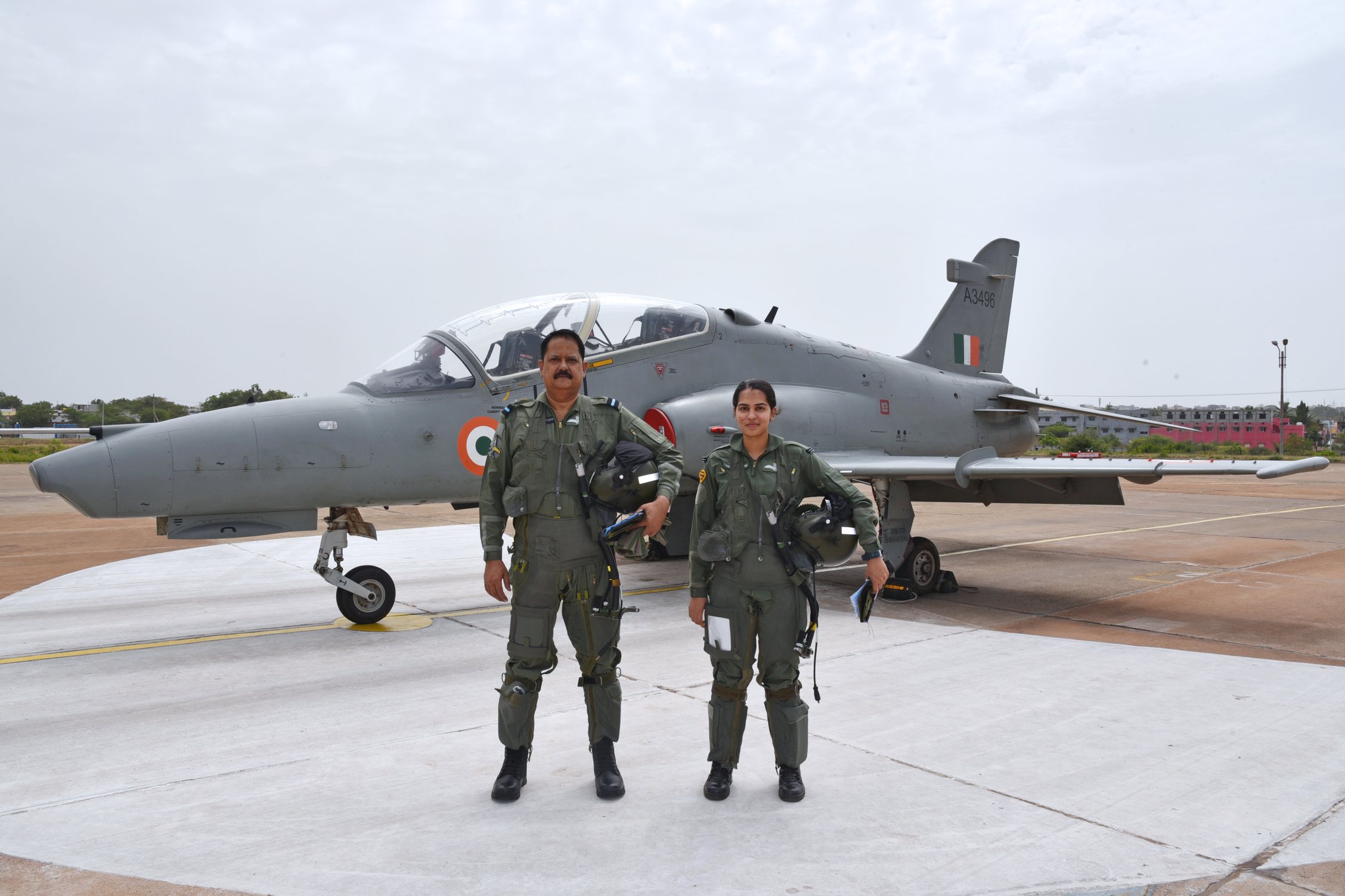Indian Air Force:पहली बार पिता-पुत्री की जोड़ी ने साथ उड़ाया विमान