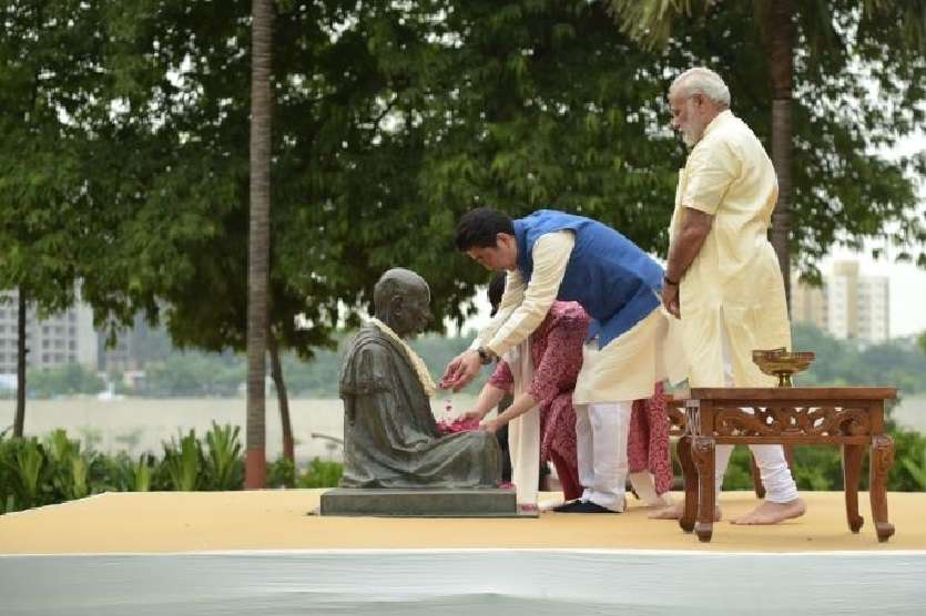 pm_modi_and_shinzo_abe_3.jpeg