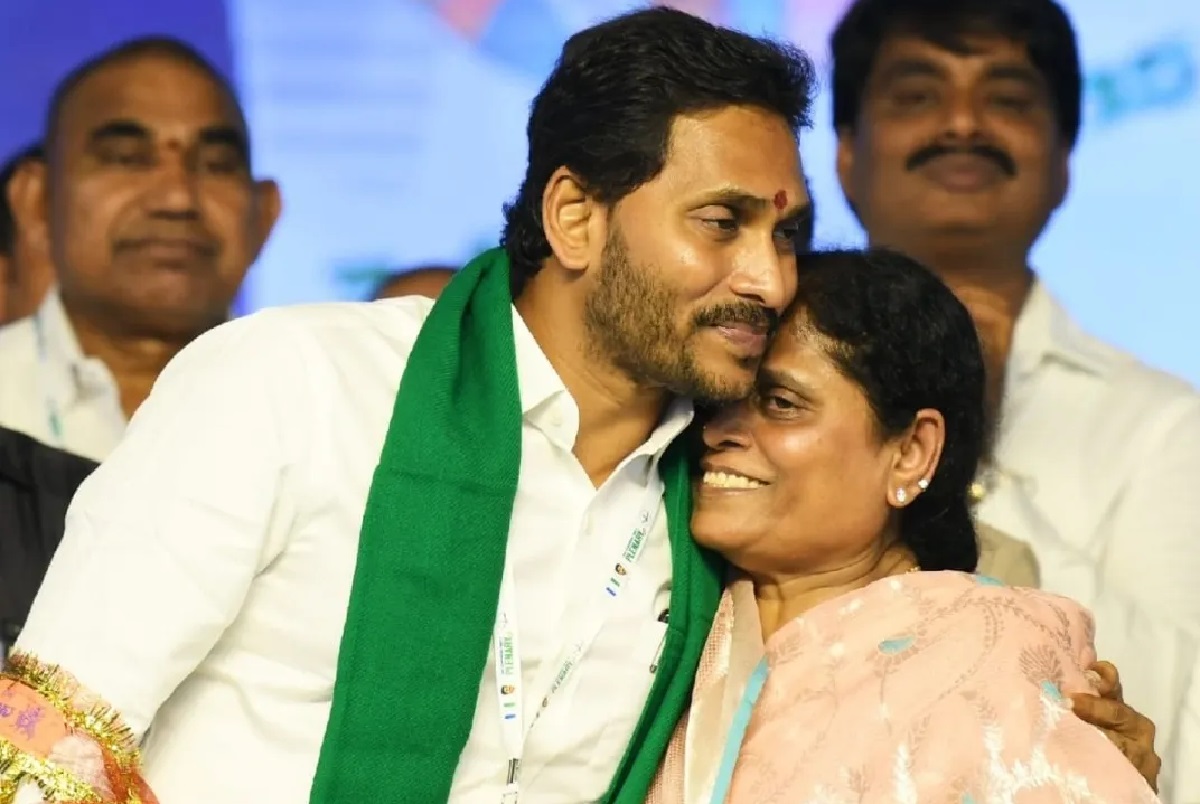 Andhra Pradesh CM YS Jagan's Mother YS Vijayamma Quits YSR Congress To ...