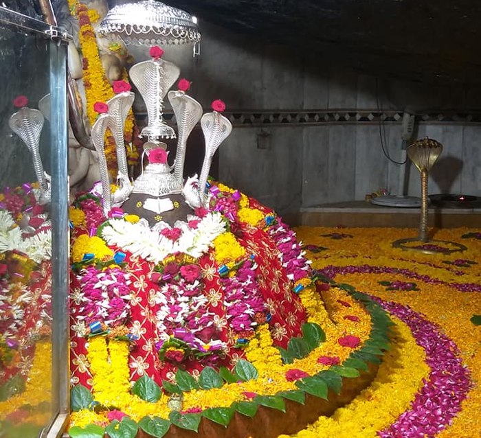 amazing shiva temple in india
