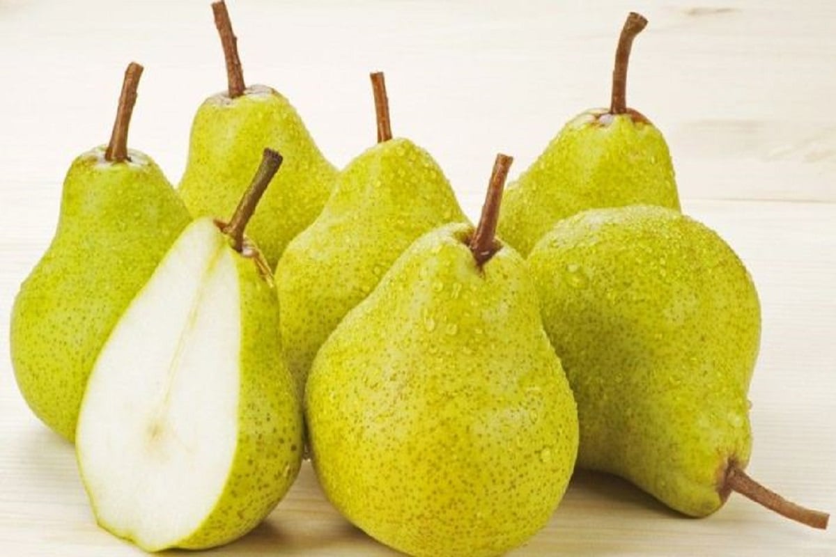Side effects of eating too much pear nashpati khane ke nuksan | Pear Side Effects: इन लोगों को भूलकर भी अधिक मात्रा में नहीं करना चाहिए नाशपाती का सेवन, फायदे की जगह