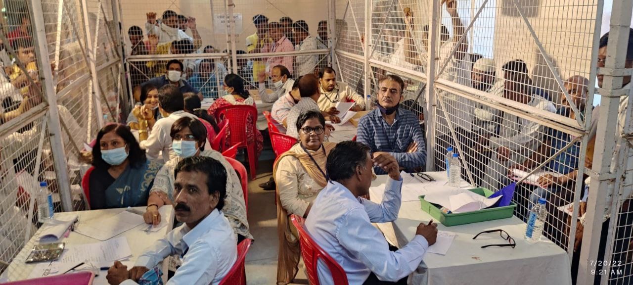 महापौर चुनाव मतगणना: पहले ही राउंड से भाजपा ने बनाई बढ़त, तीसरे राउंड में लीड 27 हजार के पार