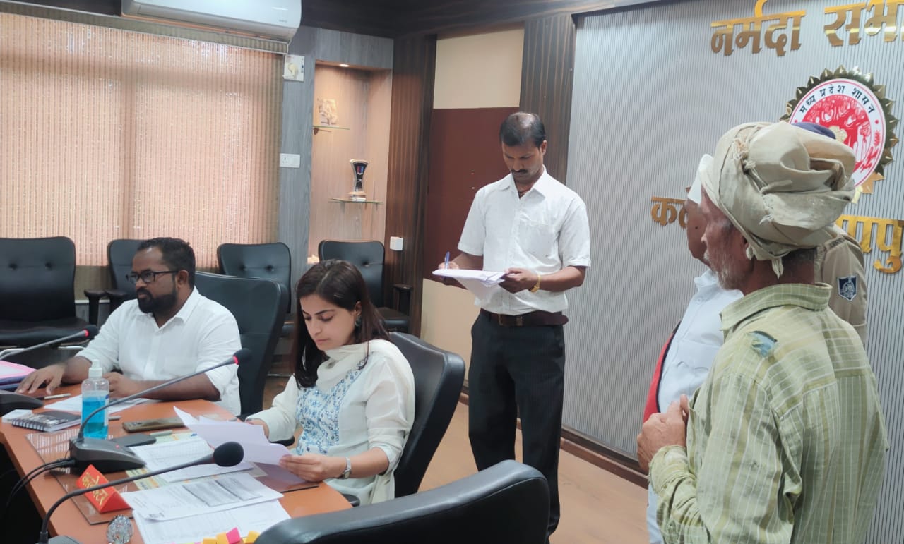 Weekly public hearing resumed after one and a half months, 14 applican