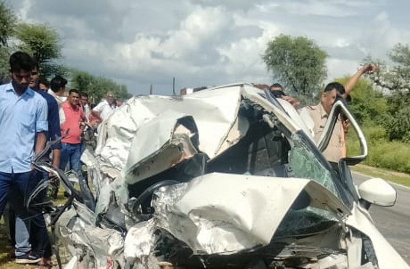 4 killed in trailer-car collision in Harsoli jaipur