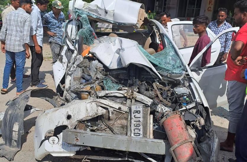 Car collides with tanker, two death at Ajmer-Beawar Highway