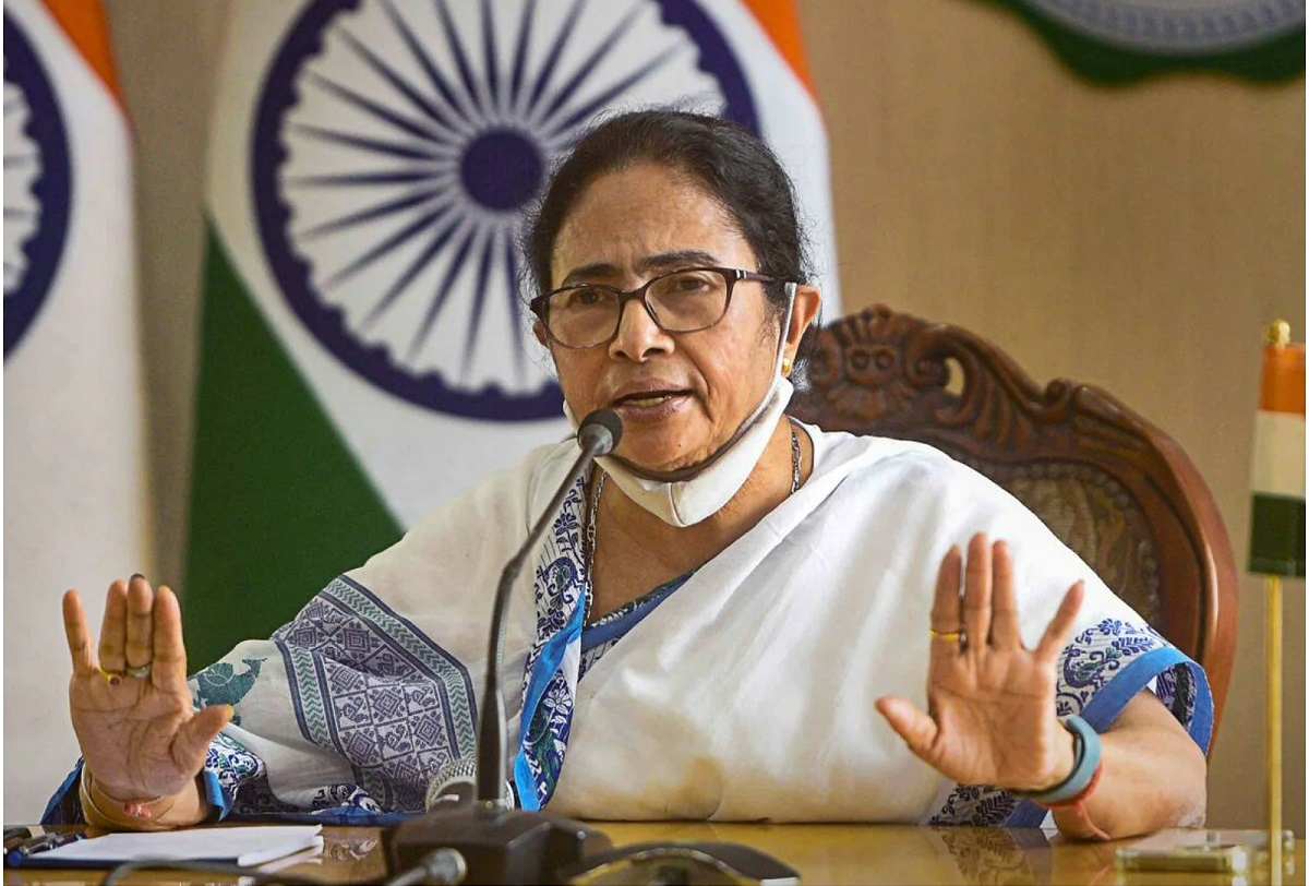 Mamata Banerjee decides to reshuffle cabinet on Wednesday 