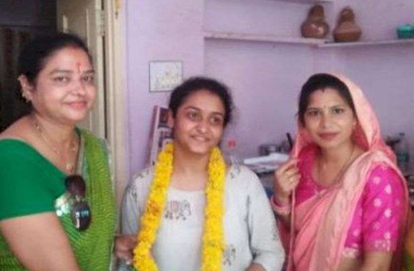 थानेदार से तकरार के बाद सुर्खियों में आई प्रशिक्षु SDM नेहा छीपा