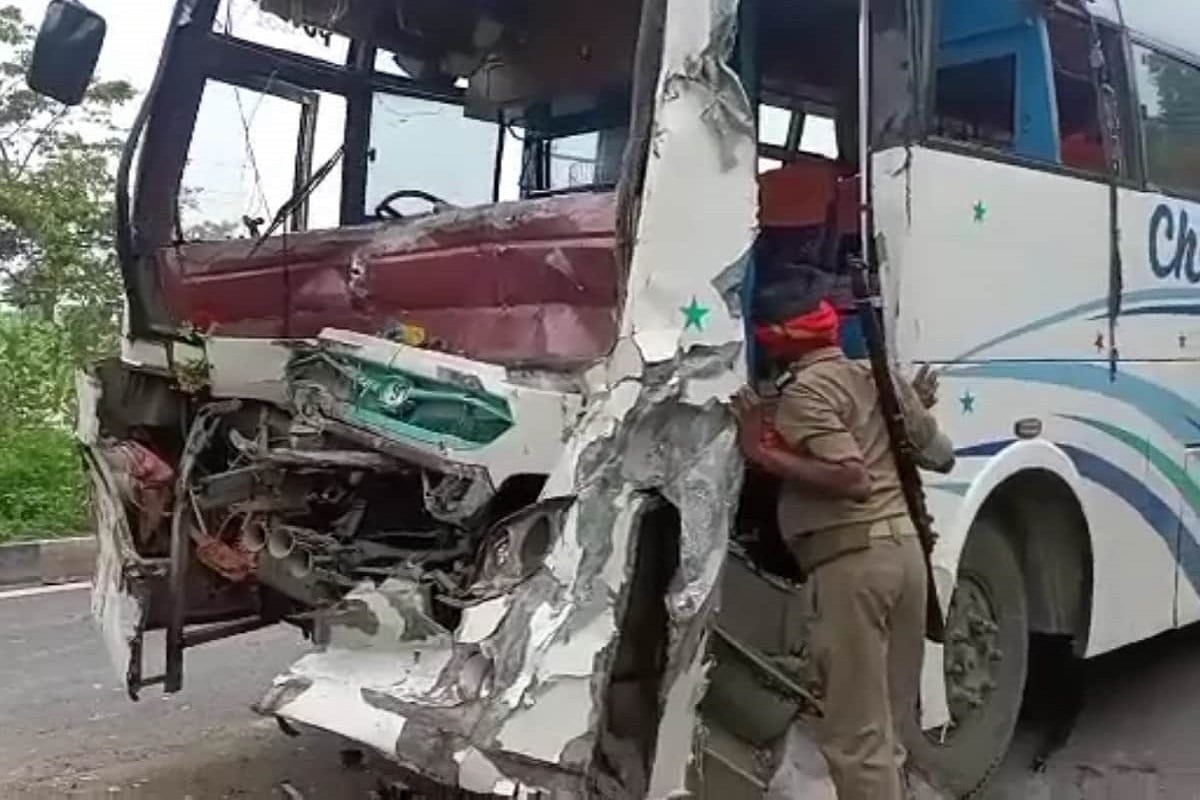40 kanwariyas injured, six in critical condition as bus rams into stationary truck in Gopalganj